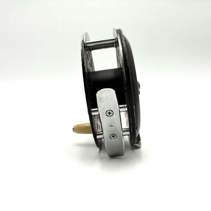Used Reel - Pflueger Medalist 1498 w/ Spare Spool - Fly Reel