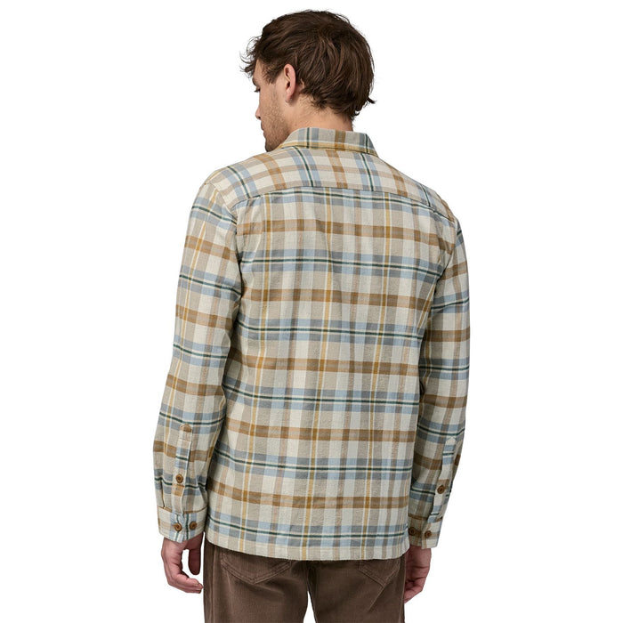 Patagonia Men's Organic Cotton Midweight Fjord Flannel LS Shirt Fields: Natural Image 04