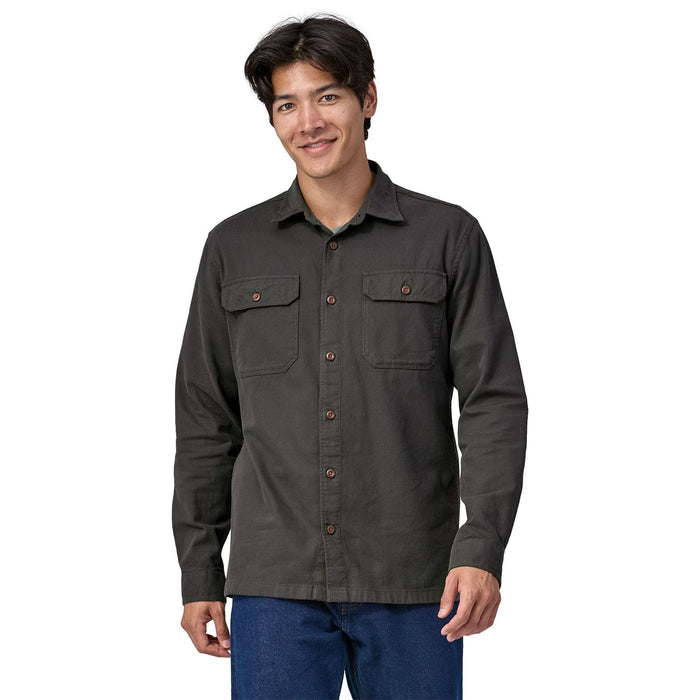 Patagonia Men's Organic Cotton Midweight Fjord Flannel LS Shirt Forge Grey Image 02