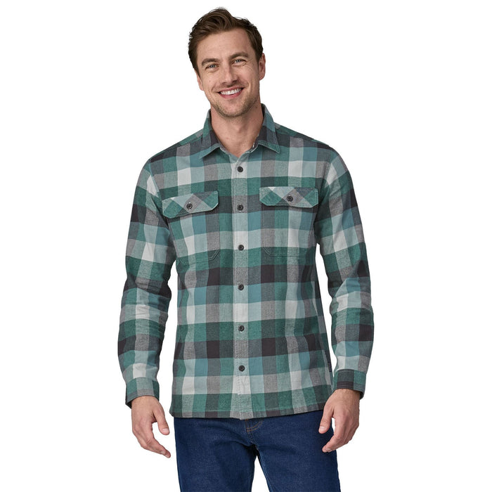 Patagonia Men's Organic Cotton Midweight Fjord Flannel LS Shirt Guides: Nouveau Green Image 02