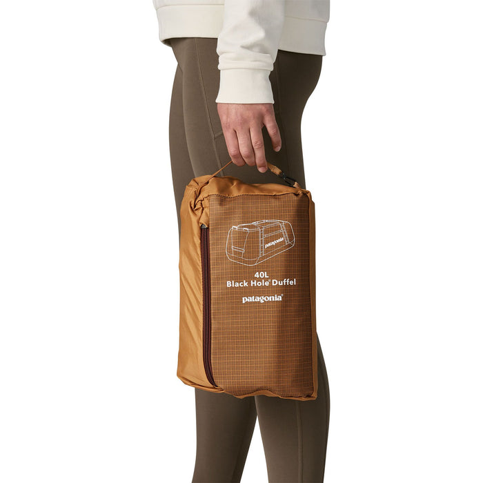 Patagonia Black Hole Duffel 40L Talon Gold Image 05