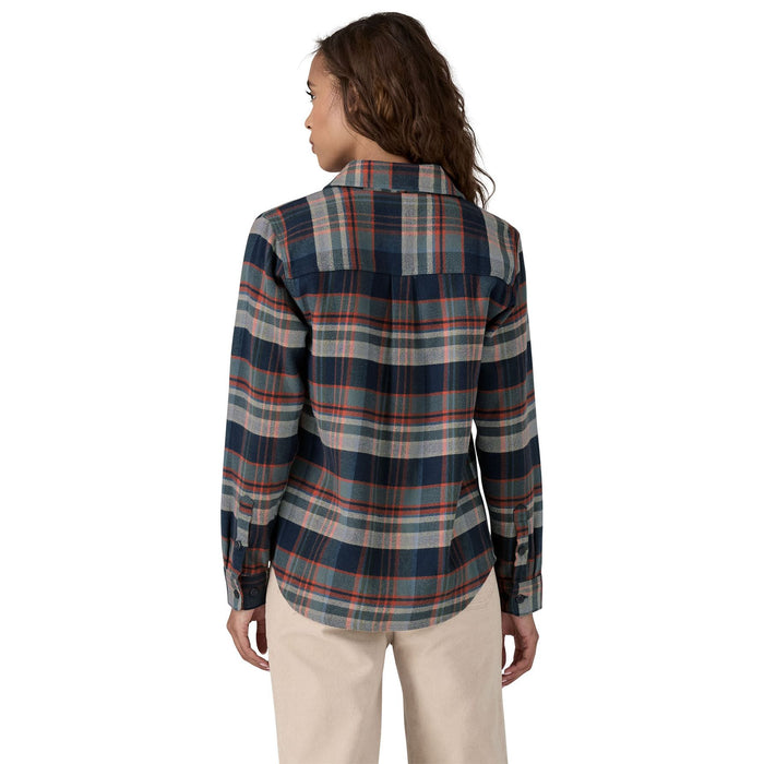 Patagonia Women's Fjord Flannel Shirt Adventurer: Smolder Blue Image 04