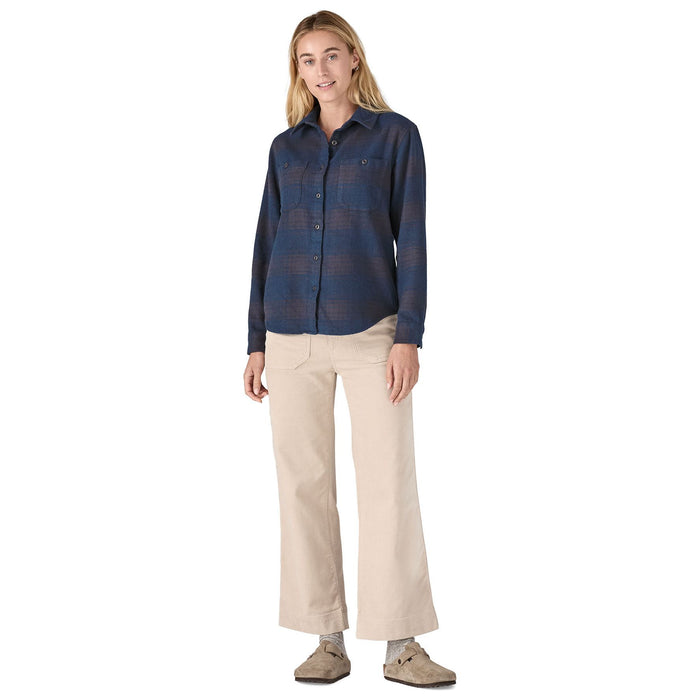 Patagonia Women's Fjord Flannel Shirt Cascade: Tidepool Blue Image 02
