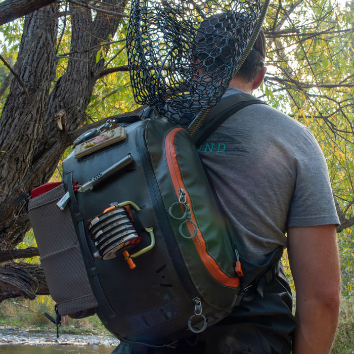 Fishpond Stormshadow Sling Pack — TCO Fly Shop