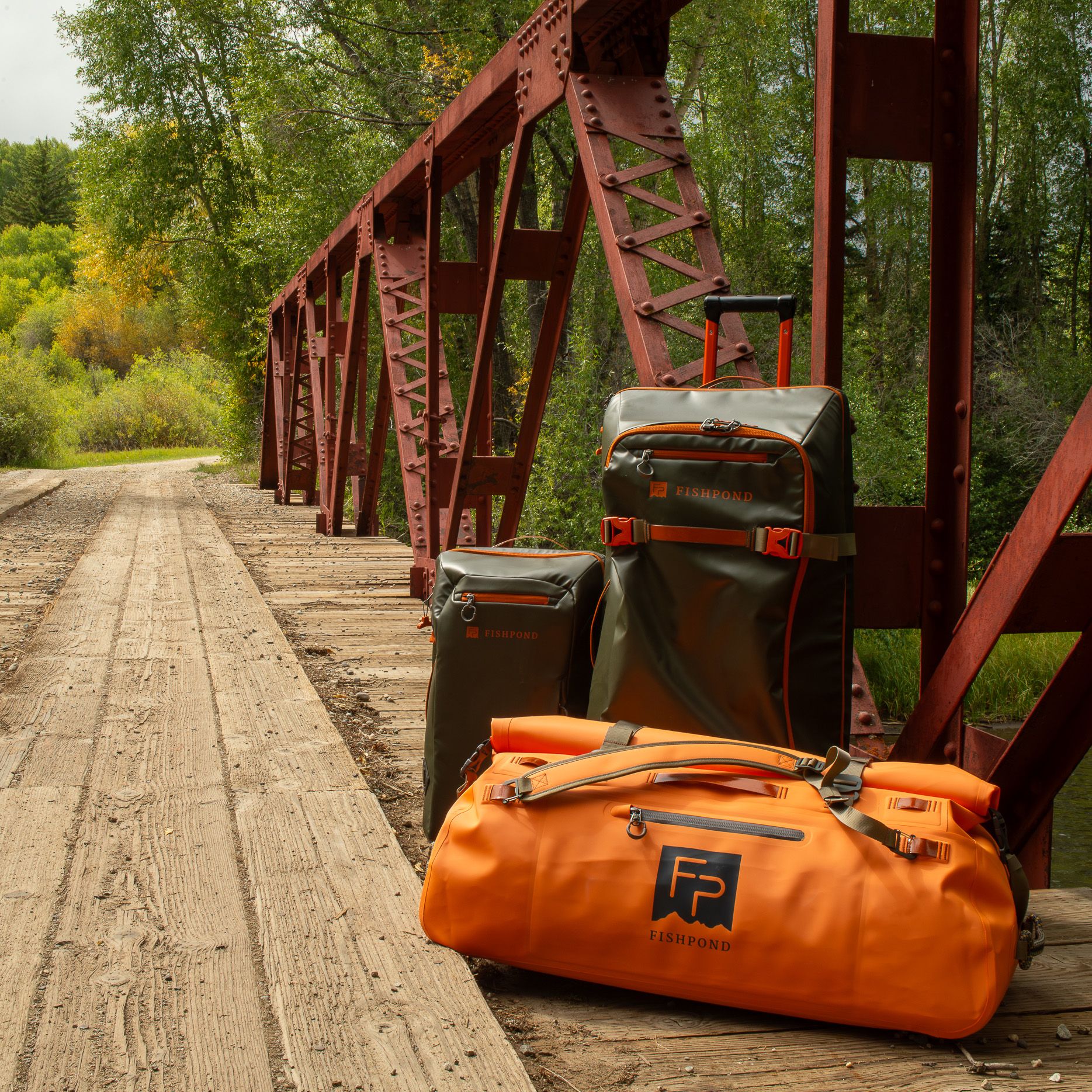 Fishpond Thunderhead Large RollTop Duffel — TCO Fly Shop