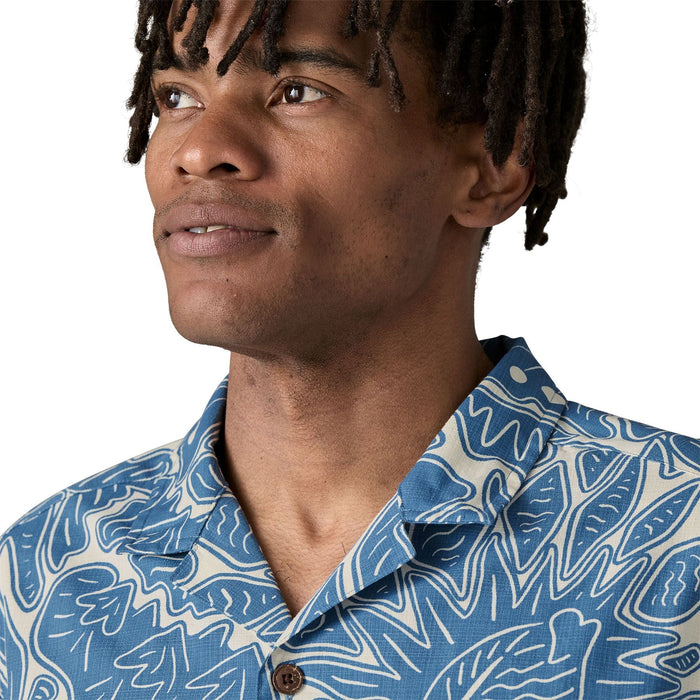 Patagonia Men's Tidal Threads Camp Shirt Bees and Flowers: Still Blue Image 04