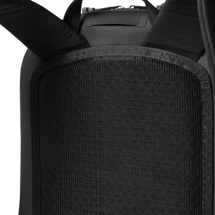 YETI Cayo Backpack 25L Black Image 06