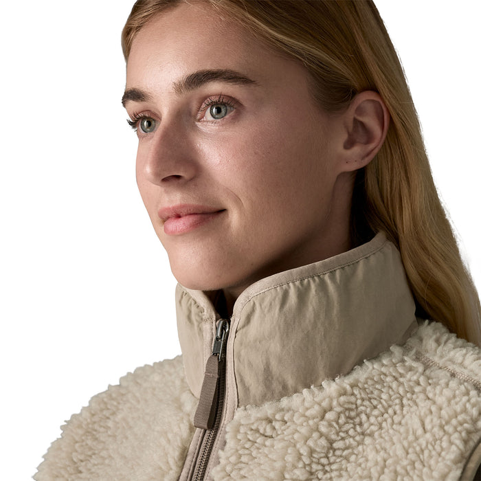 Patagonia Women's Classic Retro-X Vest Natural Image 06