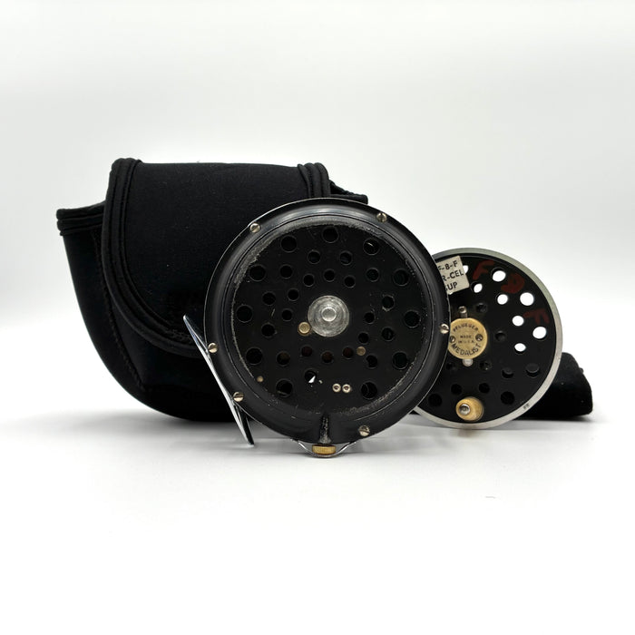 Used Reel - Pflueger Medalist 1498 w/ Spare Spool - Fly Reel