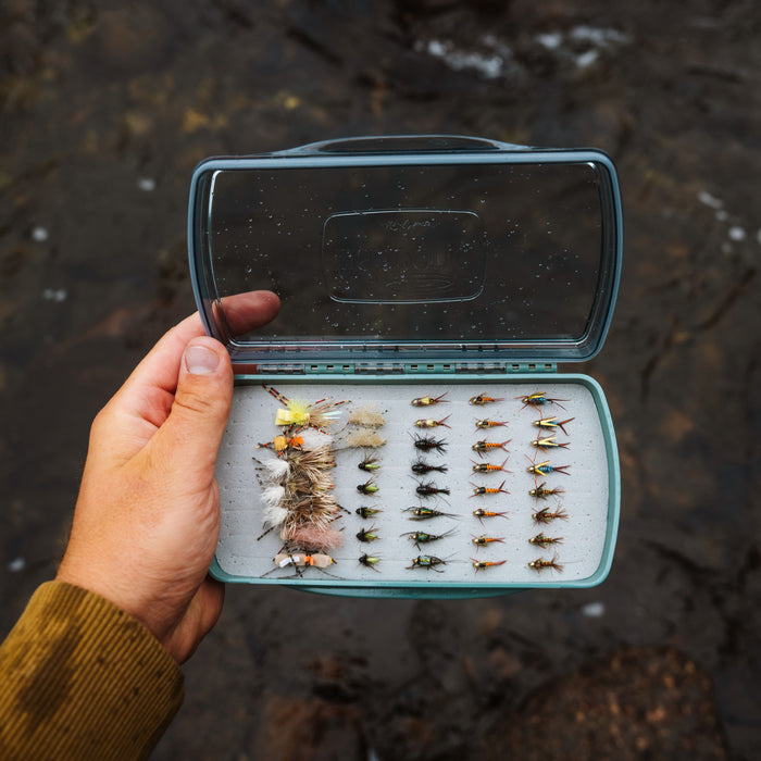 Fishpond Tacky Pescador Fly Box Clear Medium Dynamic Foam Image 05